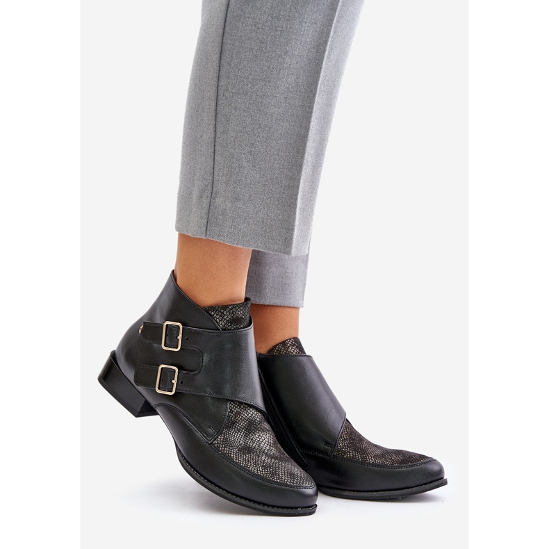 Nahkaiset matalakorkoiset nilkkurit ja soljet Maciejka 06696-01 musta 1