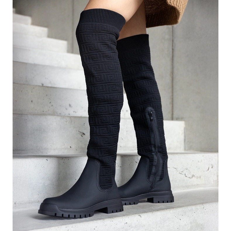 Mustat kangassaappaat, joissa mattapintainen Scarlett 1