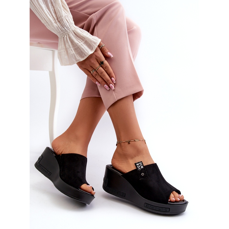 Vinceza naisten High Wedge -varvastossut, musta 3