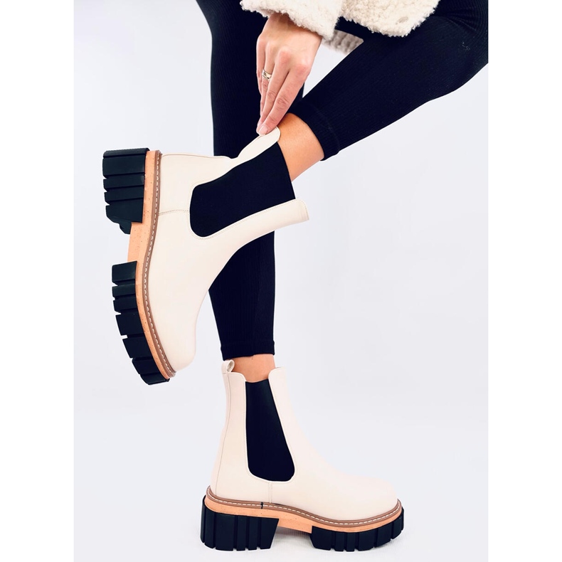 Bella Beige naisten Chelsea-saappaat 1