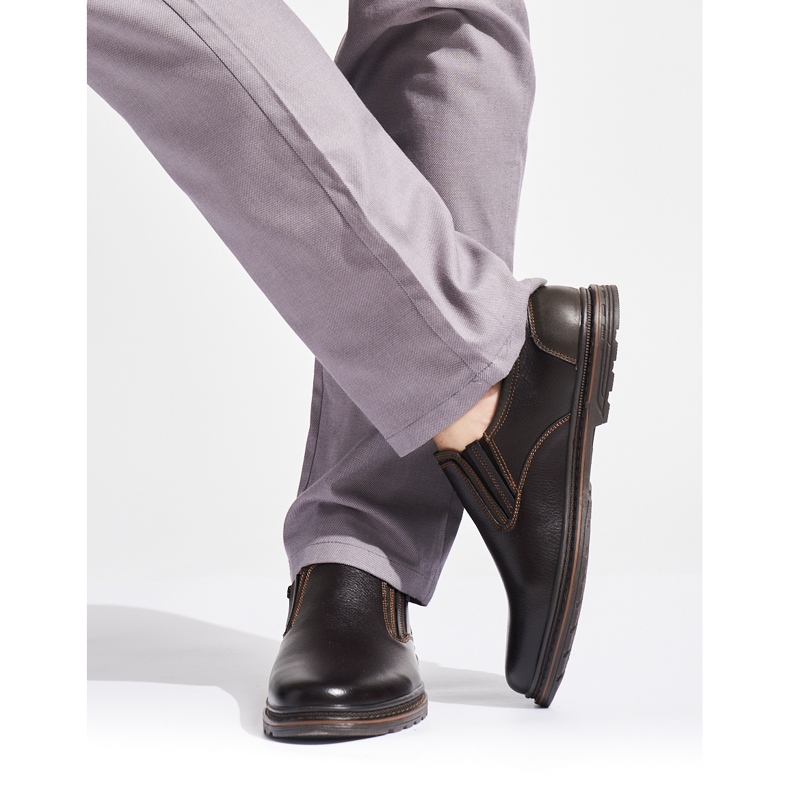 Tummanruskeat miesten kengät 1