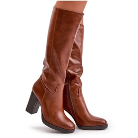 Naisten saappaat Eco-Leather Postissa polvikamelin edessä ruskea 11