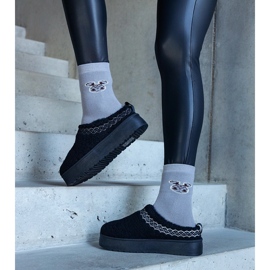 Mustat alustalumisaappaat, joissa matala päällinen ja kirjailtu Greene-kuvio 1