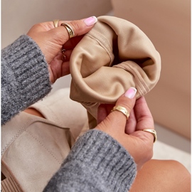 Erynn Polven yli ulottuvat tasakorkoiset saappaat eko-mokkanahkaa, beigeä Linnithia 2