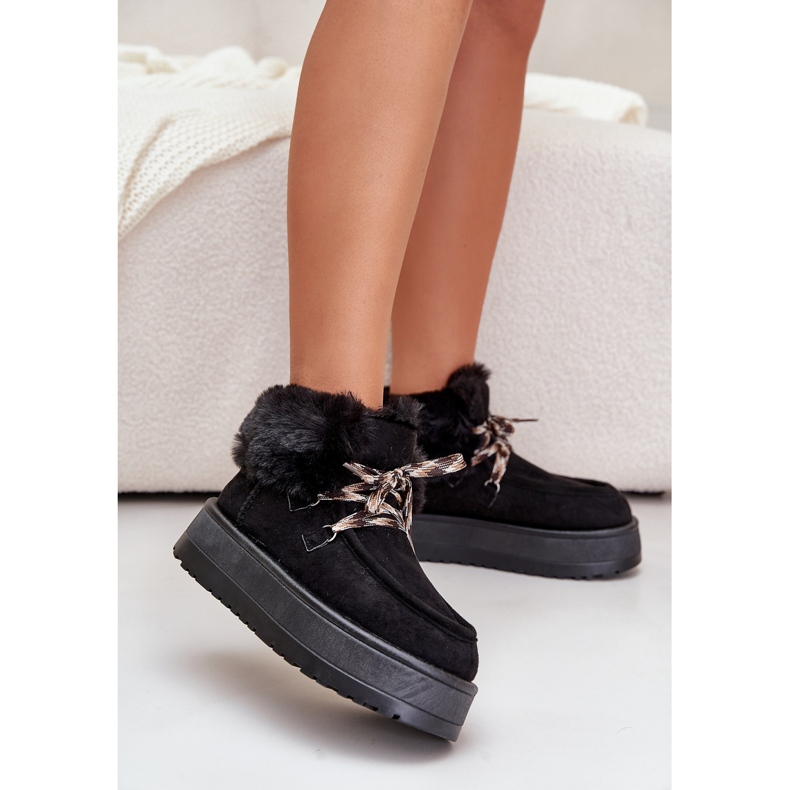 Naisten matalat lumisaappaat, joissa turkis, musta Neathren 2
