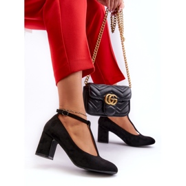 Eko-mokkanahkapumput tikkakorolla, musta 2