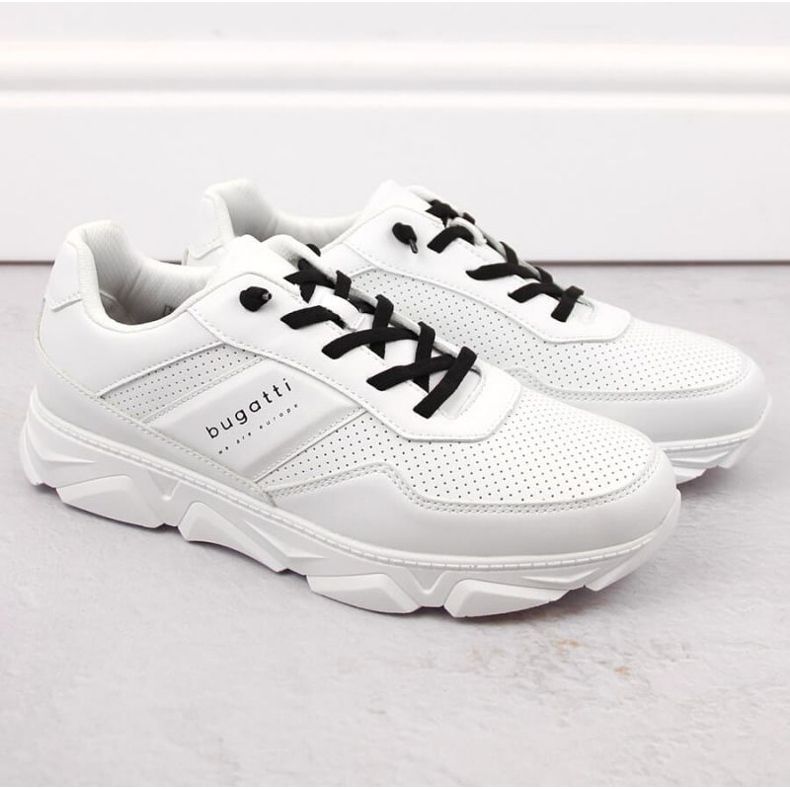 Bugatti M INT1977 valkoiset urheilukengät valkoinen 1