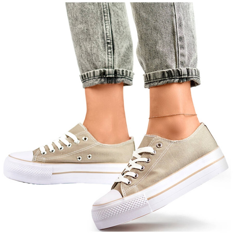 Naisten matalatasoiset tennarit, harmaat QY832-36D.G 1