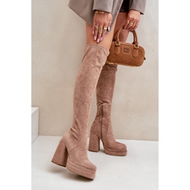 Malli 8669 beige saappaat 1