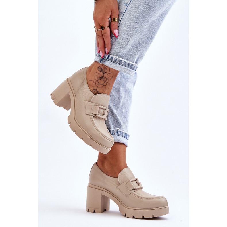 Kengät Malli 20097 Beige Lacquer 1