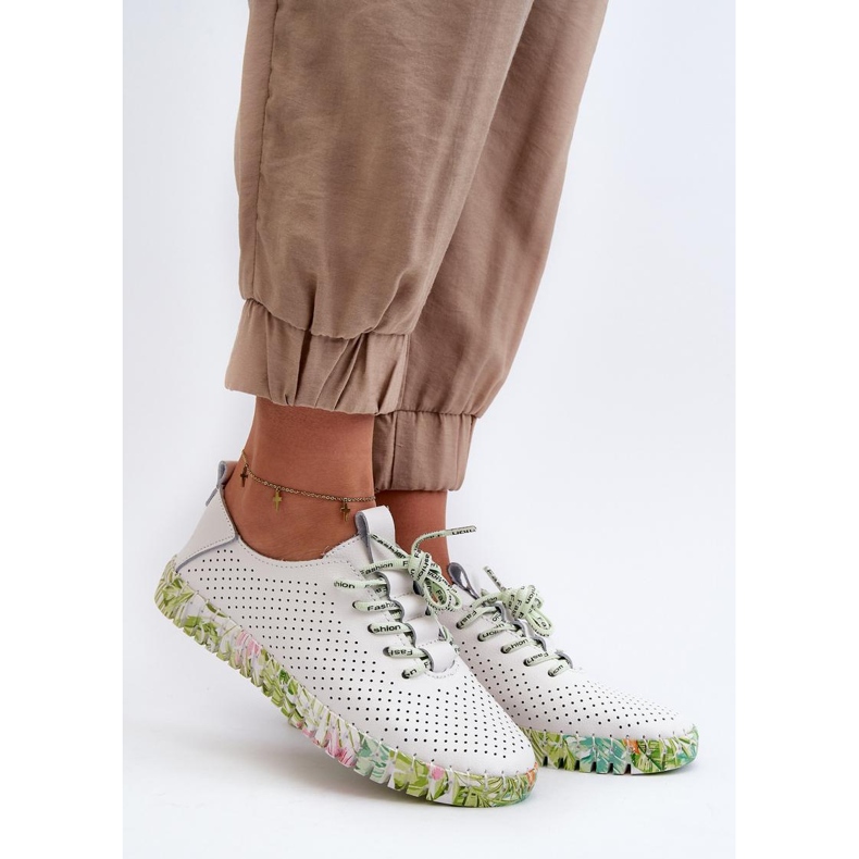 Kengät Malli 24PB32-6902 Valkoinen 1