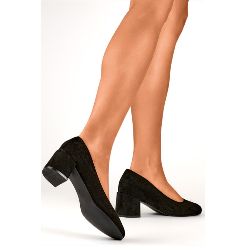 Pumput Malli 8338-260B Musta 1