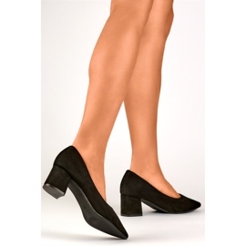 Pumput Malli KJ-10B Musta 1