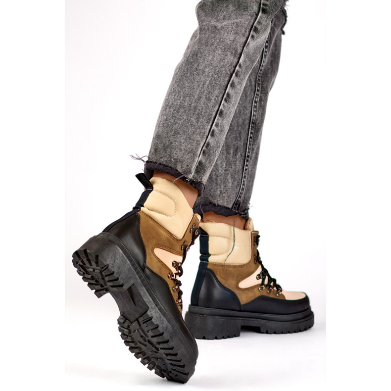 Trappers malli A-852KH beige/musta 1