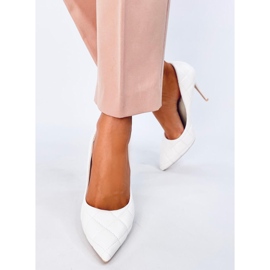Valkoiset tikatut stiletto-pumput valkoinen 1
