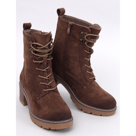 Ruskeat turkiseristetyt naisten saappaat 1