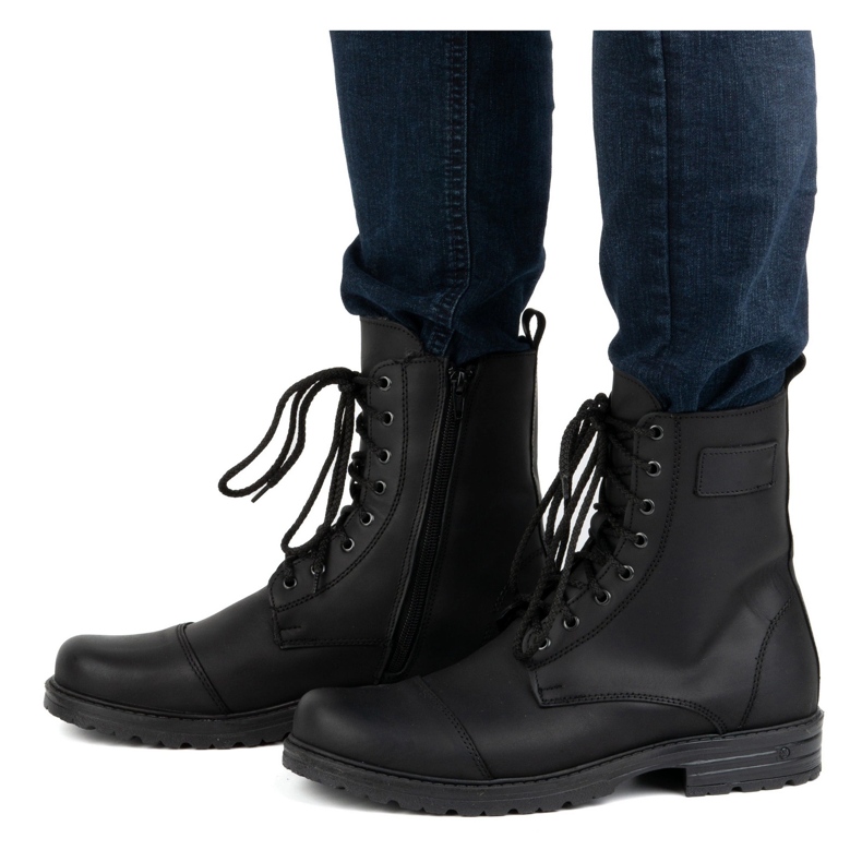 Puolan korkeat nahkaiset miesten kengät 2118/2 POLBUT mustat 2