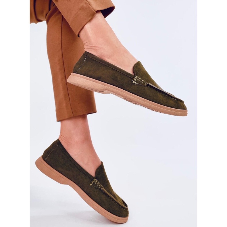 Pehmeät naisten mokasiinit vihreänä 2