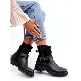 Erynn Naisten litteät saappaat soljella, musta 3