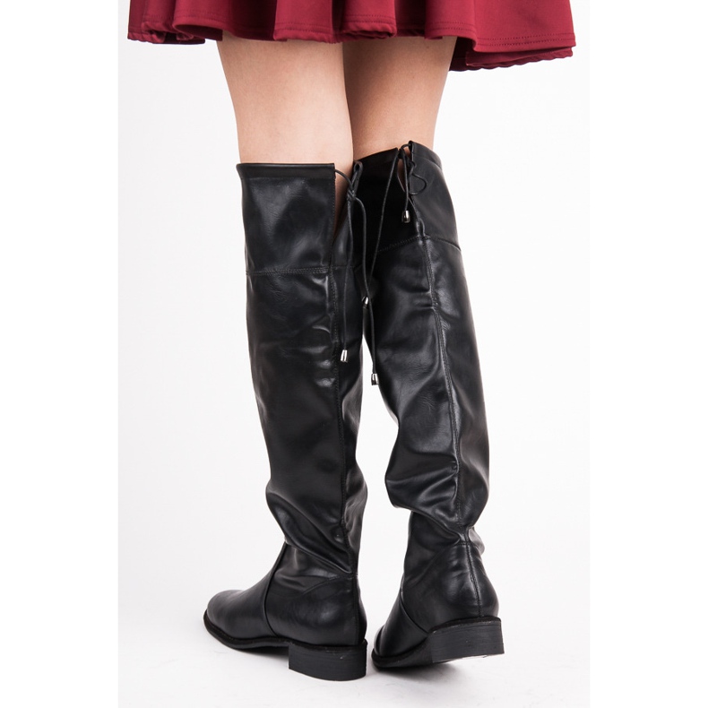 Yes Mile Slip-on tasaiset saappaat musta 2