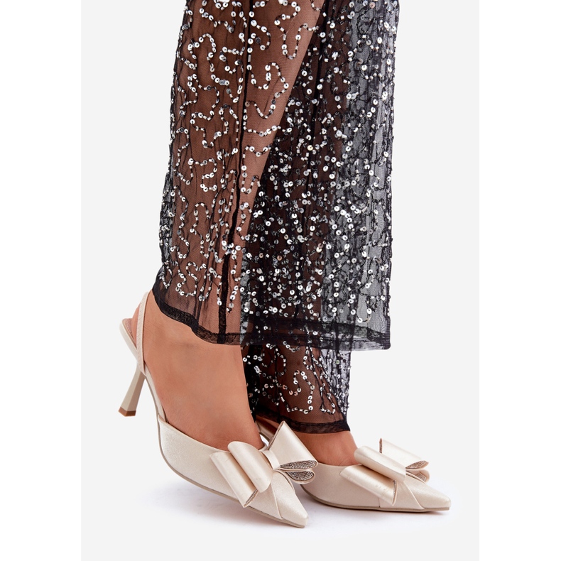 Kultakankaiset korkokengät rusetilla kultainen 1