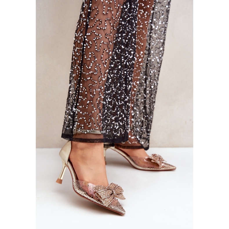 Koristetut korkokengät kultaisella rusetilla kultainen 2