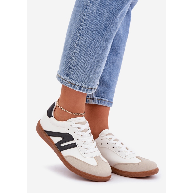 Naisten matalat tennarit, jotka on valmistettu eko-nahasta, valkoisesta ja mustasta Navidemista valkoinen 1