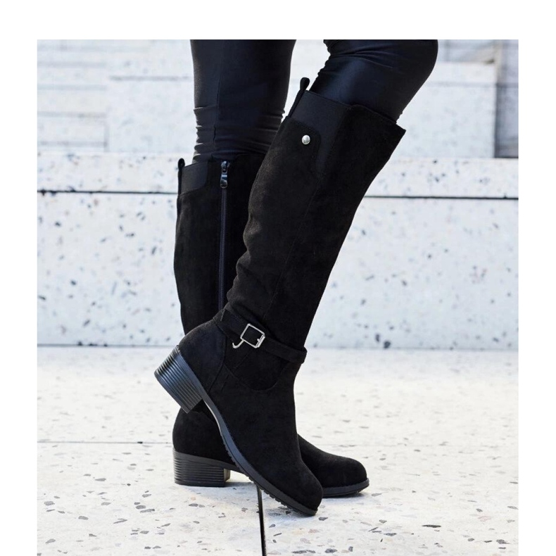 Mustat eristetyt yli polven eko-mokkanahkasaappaat Castelvetrolta - Solea 1