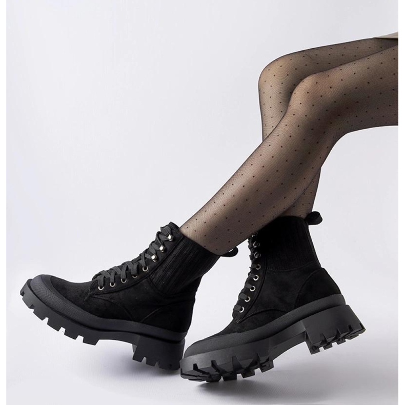 Mustat nilkkurit ekologisesta mokkasta Orson - Solea 1