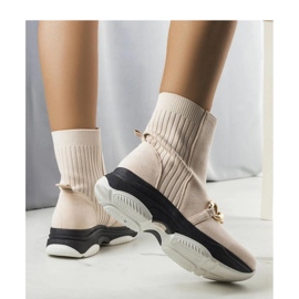 Beiget eristetyt nilkkurit Ulster-ketjulla - Solea 2