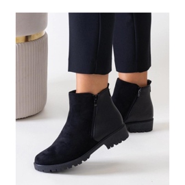 Mustat alustanilkkurit ekologisesta mokkasta Kirla - Solea 1