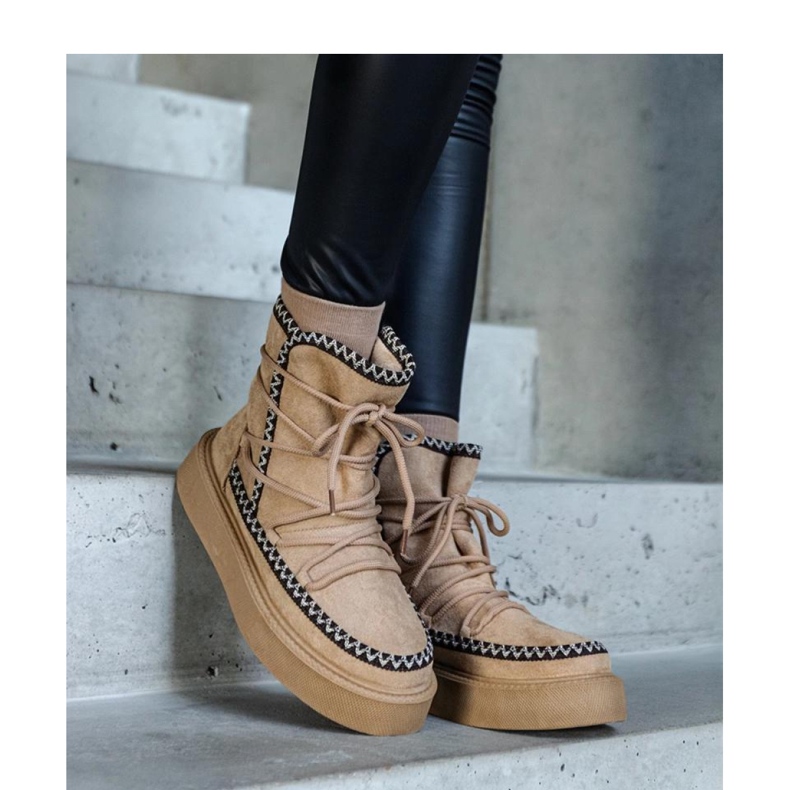 Beiget nauhalliset alustalumisaappaat, joissa on Mckenzie - Solea -kirjonta 1