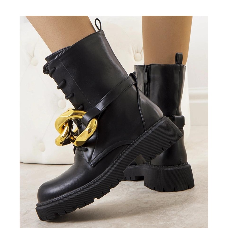 Mustat vaelluskengät Galar-ketjulla - Solea 1