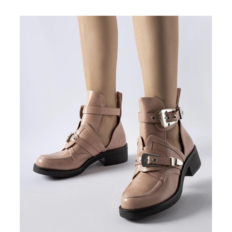 Vaaleanpunaiset nilkkurit, joissa leikkaukset vaaleanpunainen 1