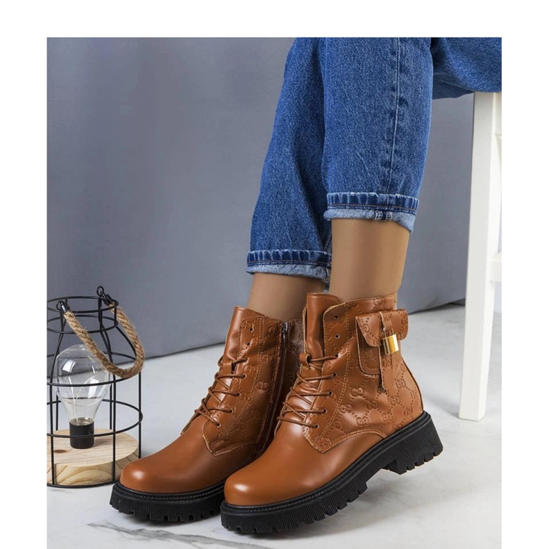 Ruskeat eristetyt Coal - Solean saappaat 1