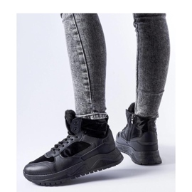 Malles - Solean mustat eristetyt korkeat tennarit 1