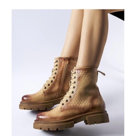 Tummanbeiget eläinkuvioiset saappaat 1