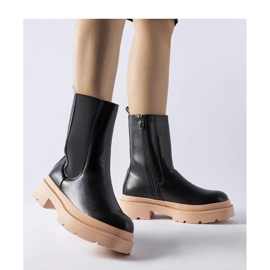 Mustat nilkkurit, joissa vaaleanpunainen pohja 1