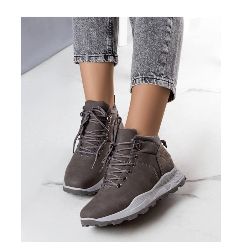 Harmaat eristetyt naisten vaelluskengät 1