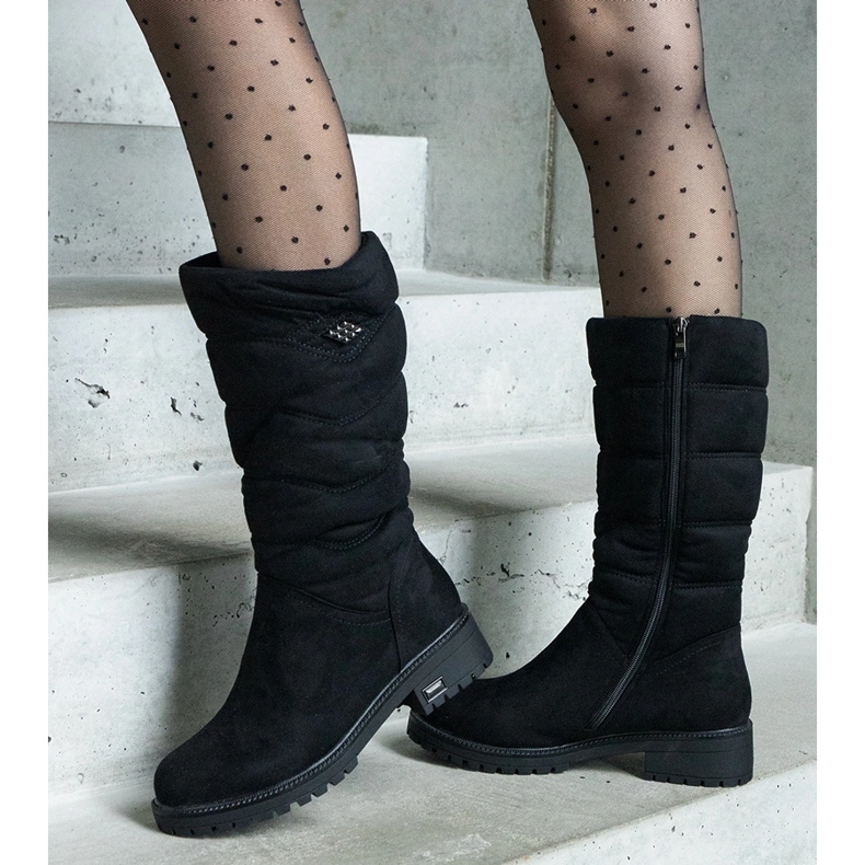 PA1 Jaelynnin mustat eristetyt saappaat 2