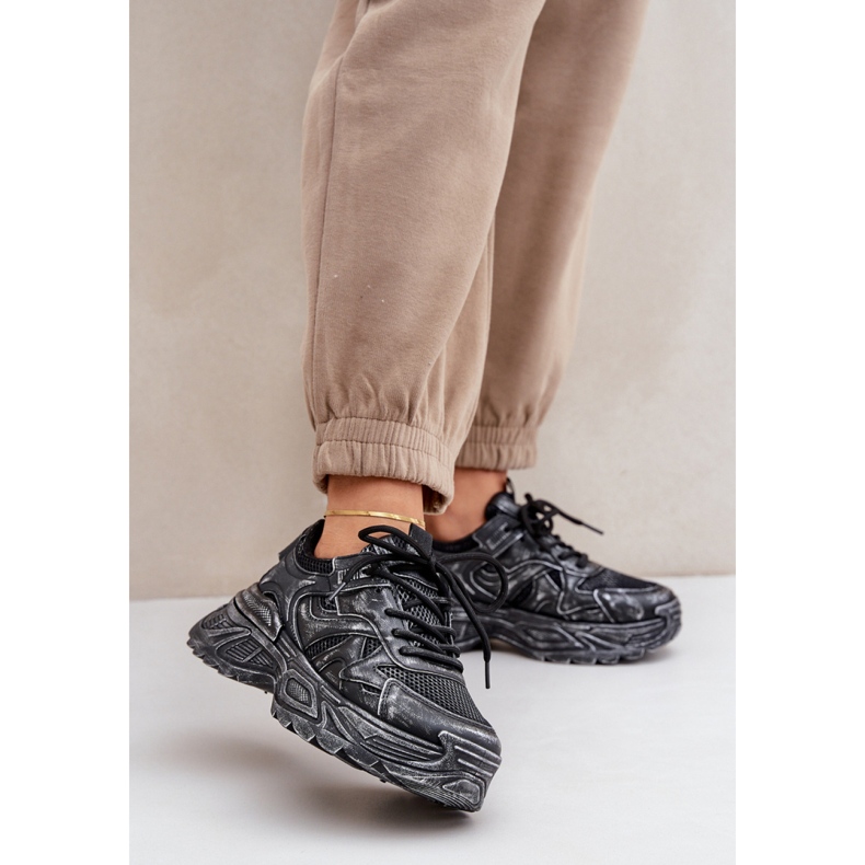 Urheilukengät pyyhitty malli 8952 musta 1