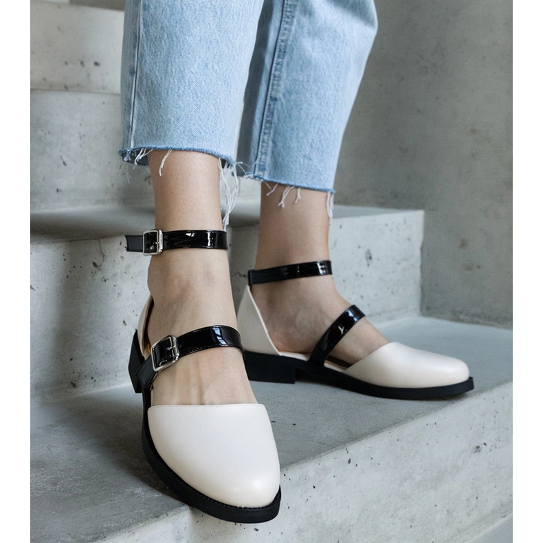 Beiget balettitassut soljella 1