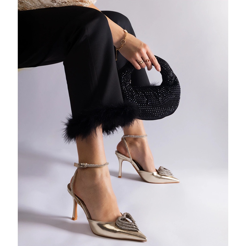 Kullanväriset korkokengät, joissa avokorko, koristeltu zirkoneilla kultainen 1