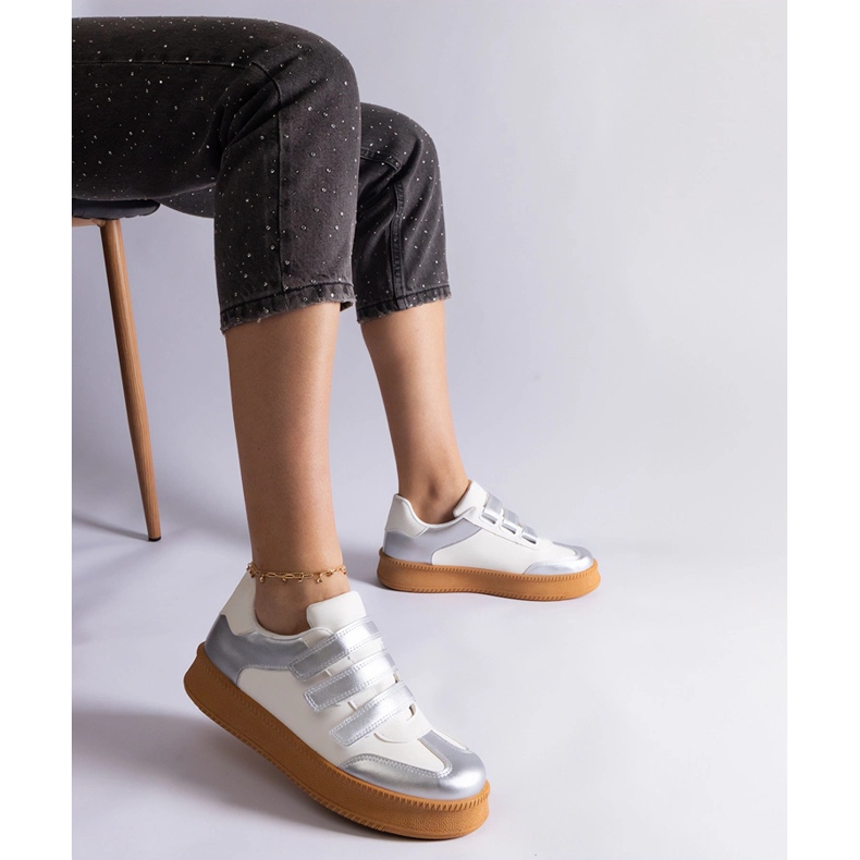 Tarranauhalla kiinnitetty hopea -lenkkarit 1