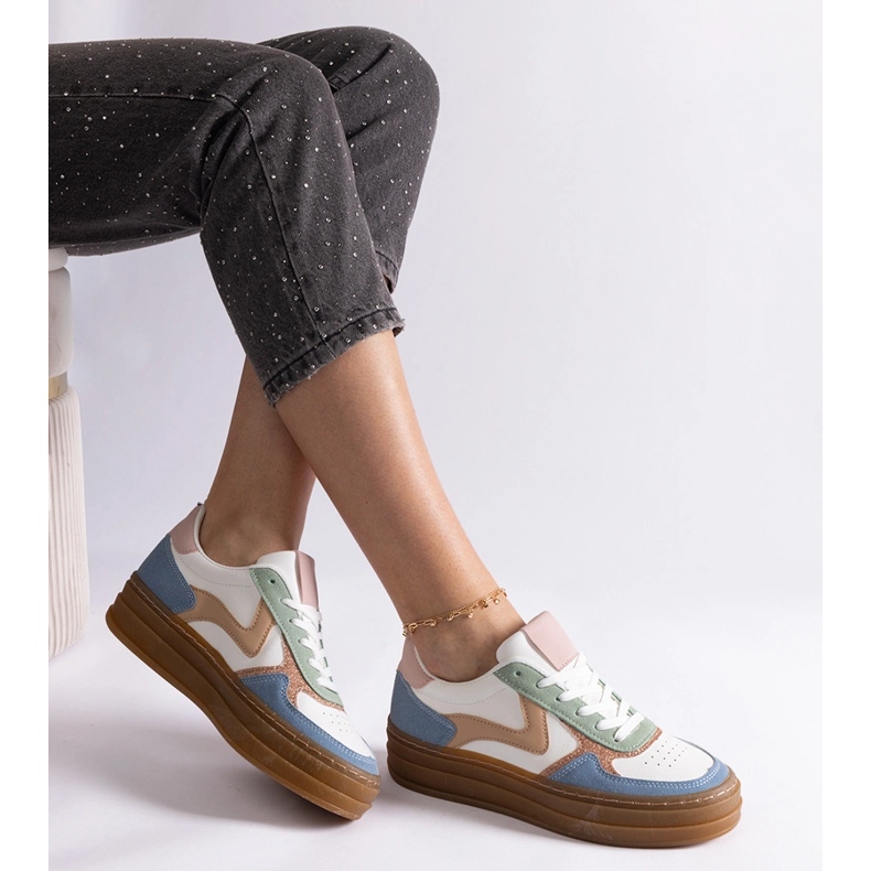 Siniset lenkkarit, joissa kumipohja sininen 1