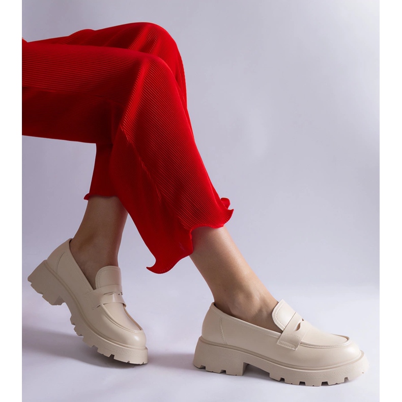 Beiget naisten mokasiinit eko-nahasta 1