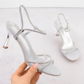 Sandaalit, joissa on Potocki -zirkonit LE20326 WOL282B: ssä 1