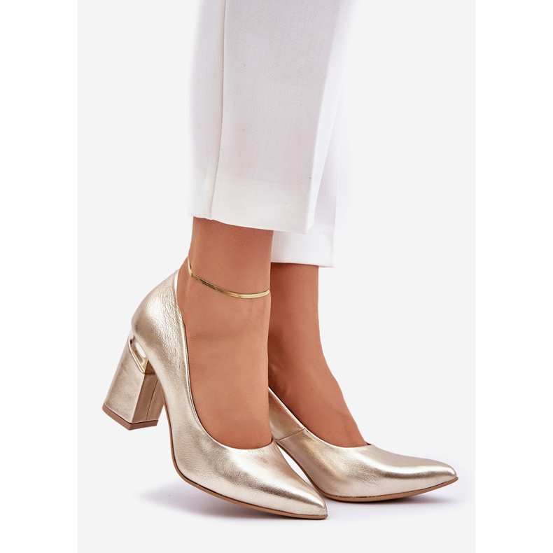 Lewski Shoes Nahkapumput Lewski 3117 Gold Metallic kultainen 1