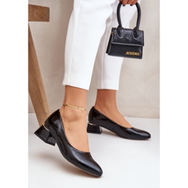 Lewski Shoes Nahkapumput Lewski 3118 kiiltävällä mustalla 2