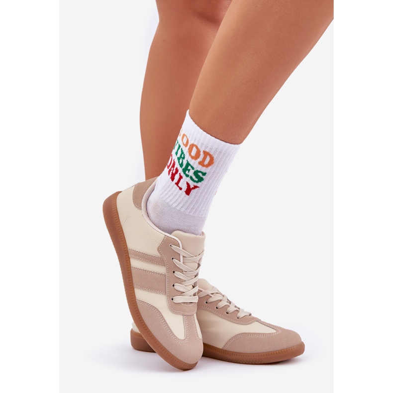 Matalat naisten lenkkarit, joissa on ekologinen nahkainen beige 1